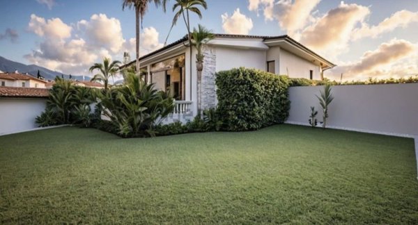 casa indipendente in vendita a Pietrasanta in zona Tonfano