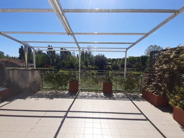 appartamento in vendita a Pietrasanta in zona Marina di Pietrasanta