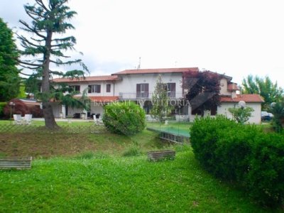 casa indipendente in vendita a Pietrasanta