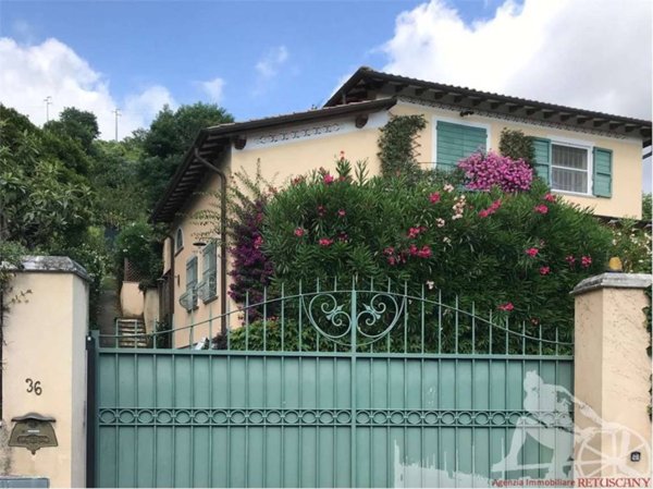 casa indipendente in vendita a Pietrasanta