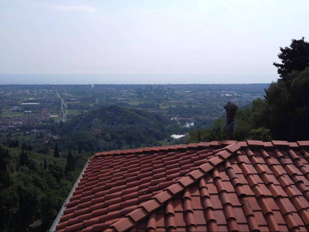 casa indipendente in vendita a Pietrasanta