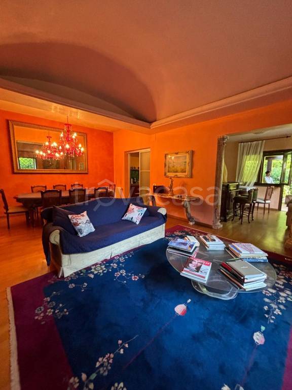 appartamento in vendita a Pietrasanta in zona Marina di Pietrasanta