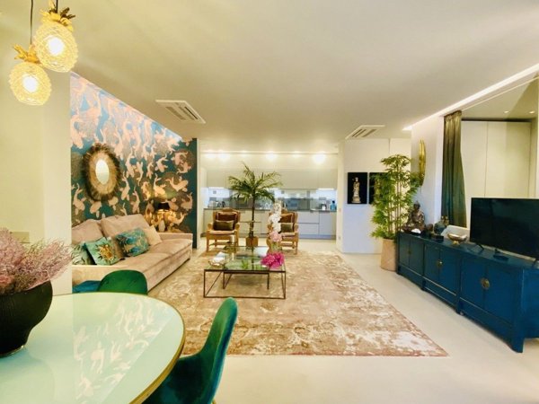 appartamento in vendita a Pietrasanta