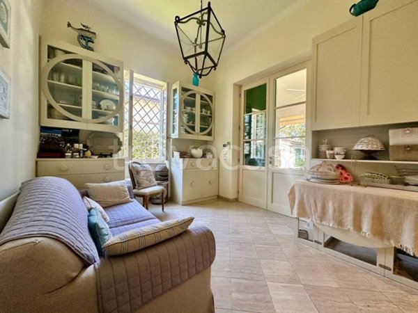 appartamento in vendita a Pietrasanta in zona Focette