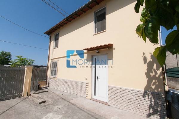 casa indipendente in vendita a Pietrasanta