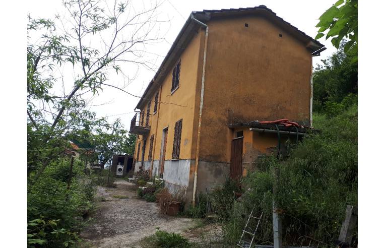 casa indipendente in vendita a Pietrasanta in zona Solaio