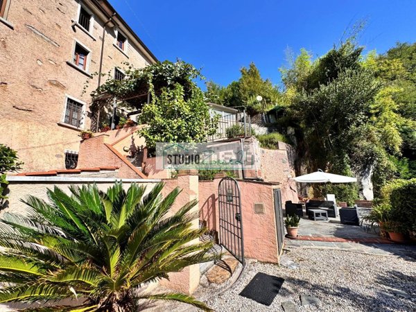 casa indipendente in vendita a Pietrasanta