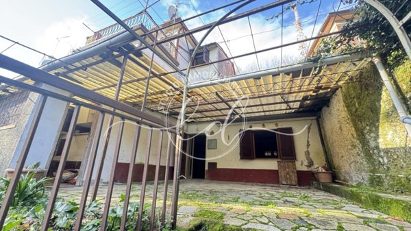 casa indipendente in vendita a Pietrasanta