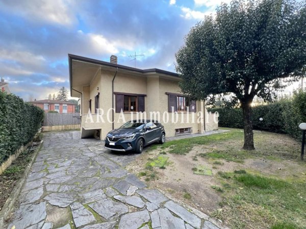 casa indipendente in vendita a Pietrasanta