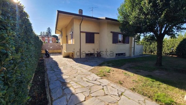 casa indipendente in vendita a Pietrasanta