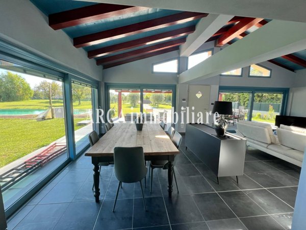 casa indipendente in vendita a Pietrasanta