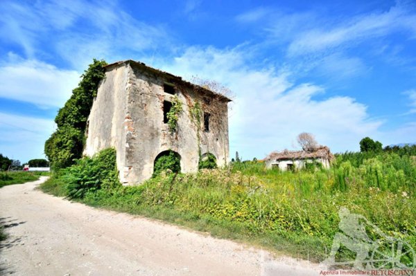 casale in vendita a Pietrasanta
