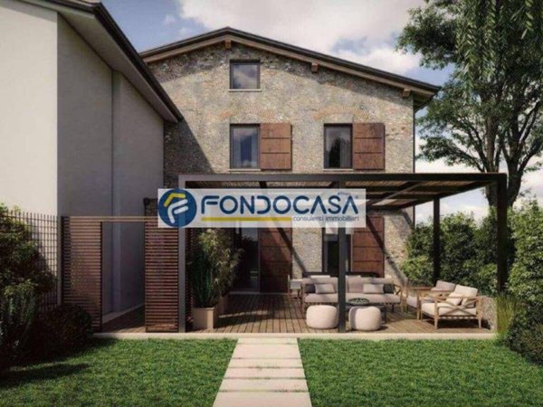 casa indipendente in vendita a Pietrasanta in zona Crociale