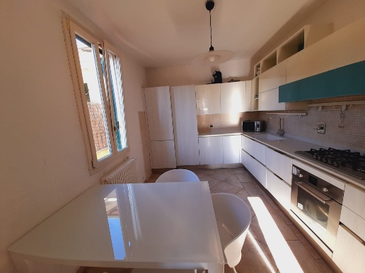 casa indipendente in vendita a Pietrasanta