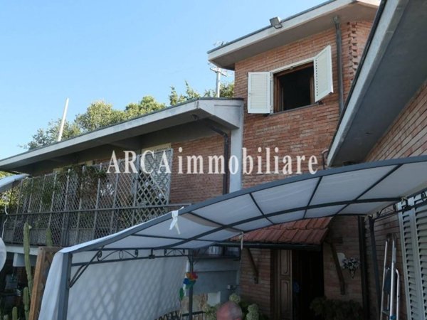 casa indipendente in vendita a Pietrasanta