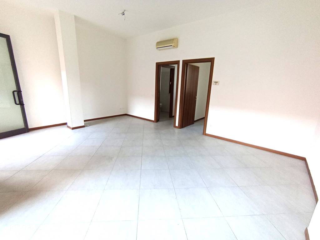 appartamento in vendita a Pietrasanta in zona Tonfano