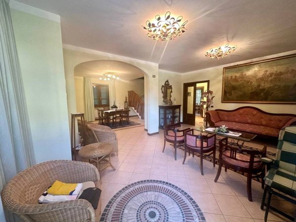 casa indipendente in vendita a Pietrasanta in zona Focette