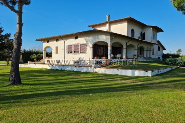 casa indipendente in vendita a Pietrasanta