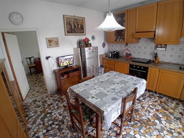 appartamento in vendita a Pietrasanta in zona Tonfano