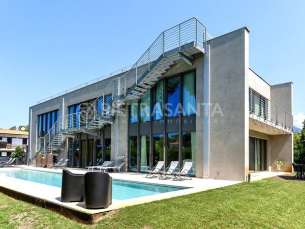 casa indipendente in vendita a Pietrasanta in zona Focette