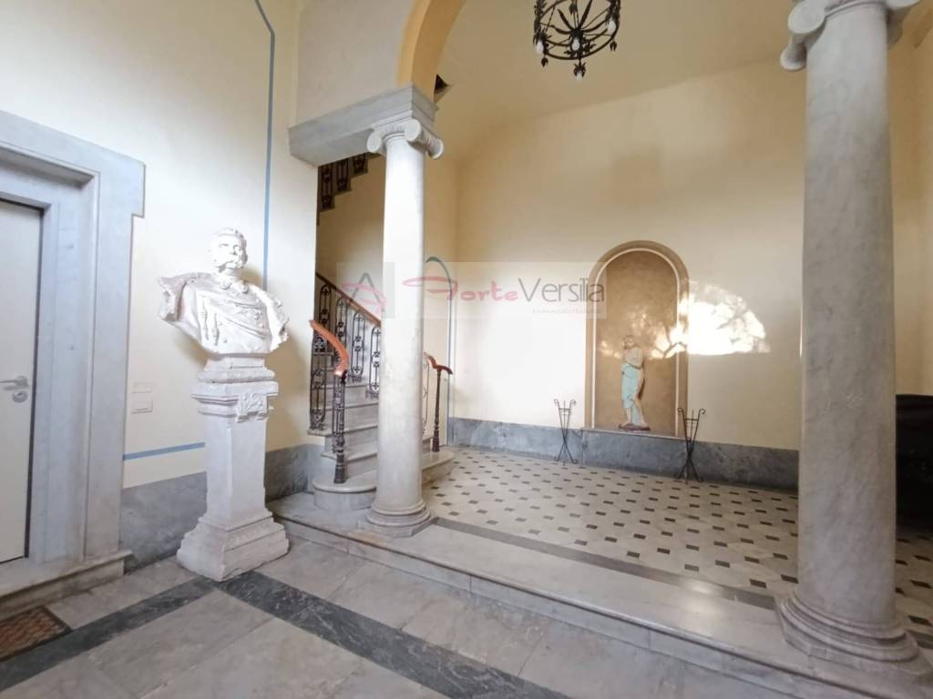 appartamento in vendita a Pietrasanta