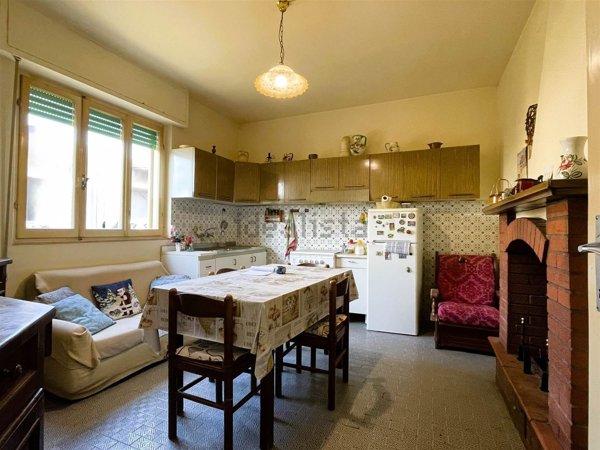 casa indipendente in vendita a Pietrasanta