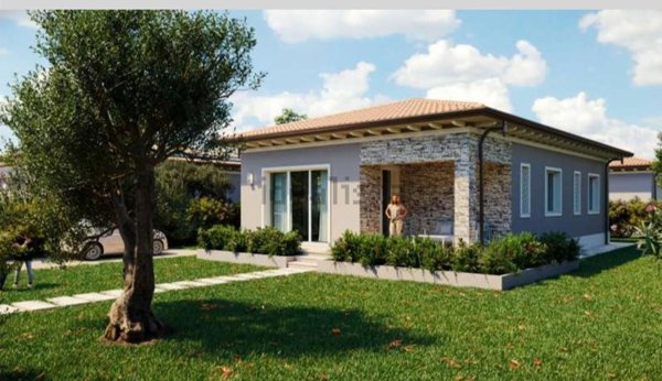 casa indipendente in vendita a Pietrasanta