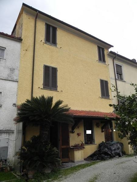 casale in vendita a Pietrasanta