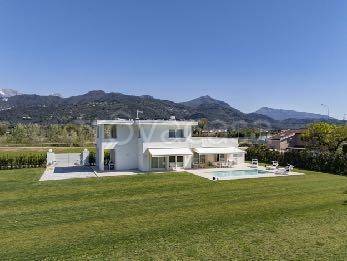 casa indipendente in vendita a Pietrasanta in zona Marina di Pietrasanta