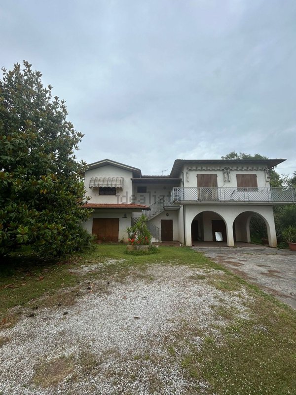 casa indipendente in vendita a Pietrasanta