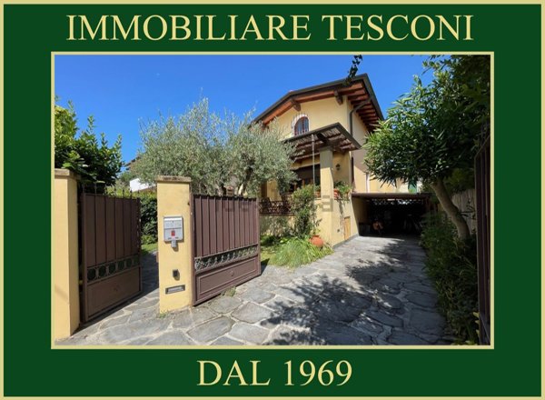 casa indipendente in vendita a Pietrasanta in zona Fiumetto