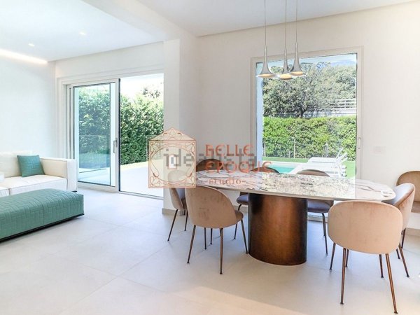 casa indipendente in vendita a Pietrasanta in zona Fiumetto