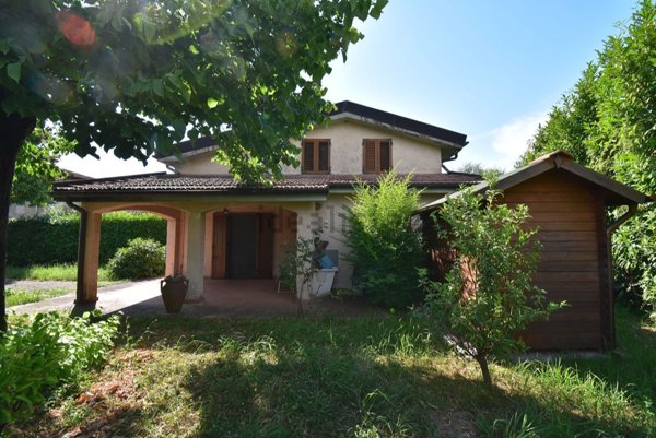 casa indipendente in vendita a Pietrasanta