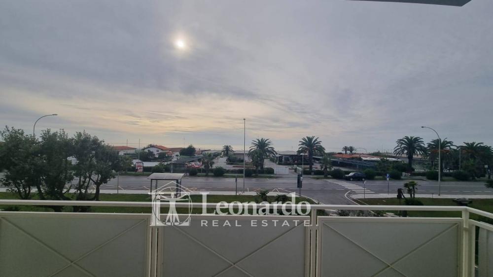 appartamento in vendita a Pietrasanta in zona Focette