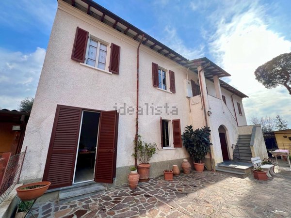 casa indipendente in vendita a Pietrasanta