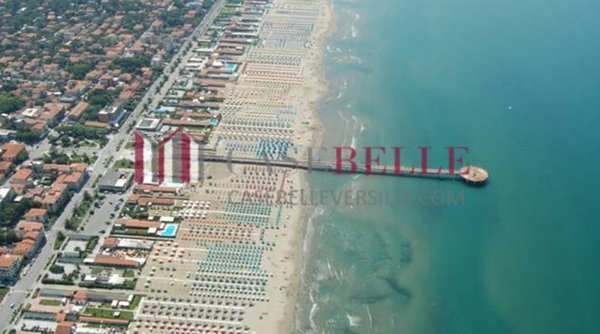 trivano in vendita a Pietrasanta in zona Tonfano