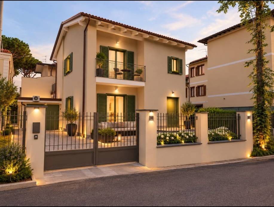 casa indipendente in vendita a Pietrasanta in zona Marina di Pietrasanta