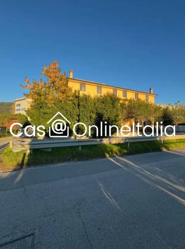 casa indipendente in vendita a Pietrasanta