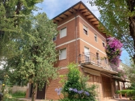 casa indipendente in vendita a Pietrasanta