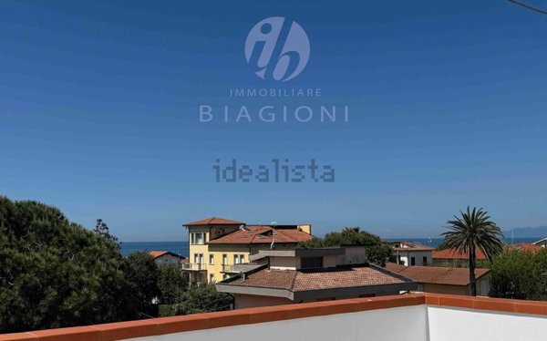 appartamento in vendita a Pietrasanta in zona Tonfano