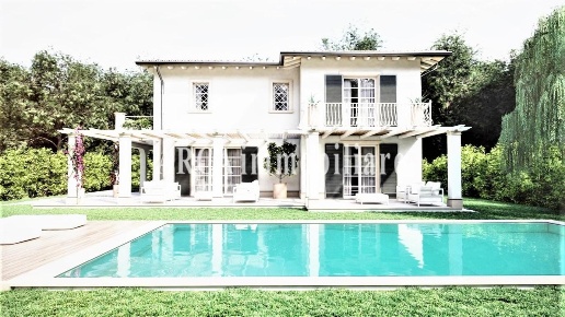 casa indipendente in vendita a Pietrasanta