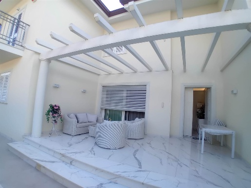 casa indipendente in vendita a Pietrasanta in zona Marina di Pietrasanta