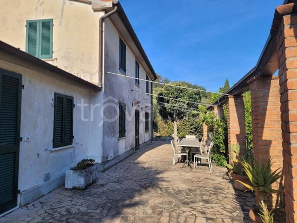 casa indipendente in vendita a Pietrasanta