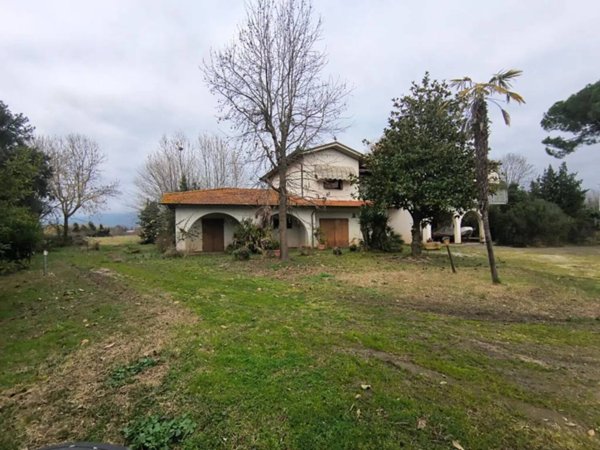 casa indipendente in vendita a Pietrasanta