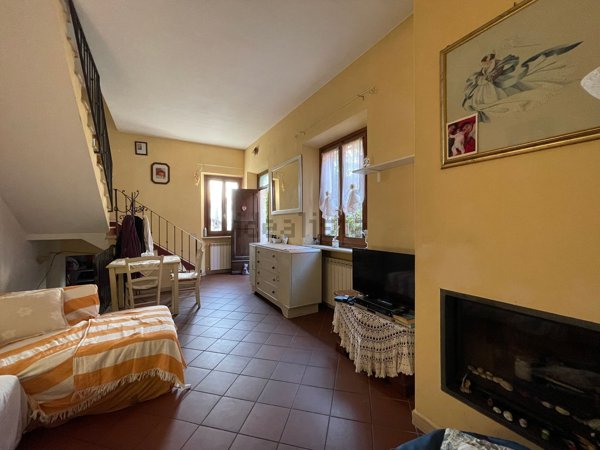 casa indipendente in vendita a Pietrasanta