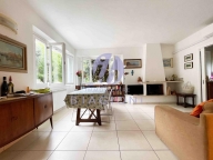 casa indipendente in vendita a Pietrasanta in zona Focette