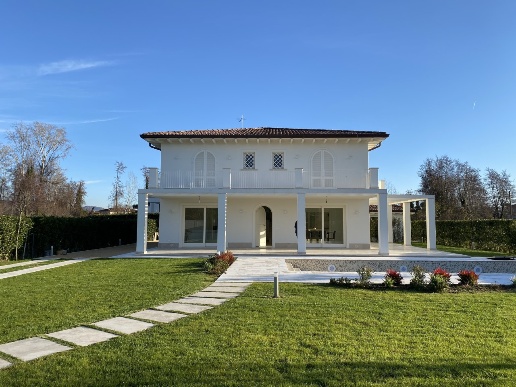 casa indipendente in vendita a Pietrasanta in zona Vignone