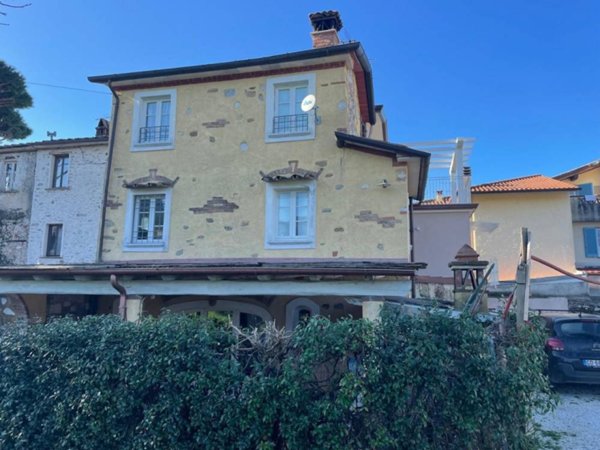 casa indipendente in vendita a Pietrasanta in zona Marina di Pietrasanta