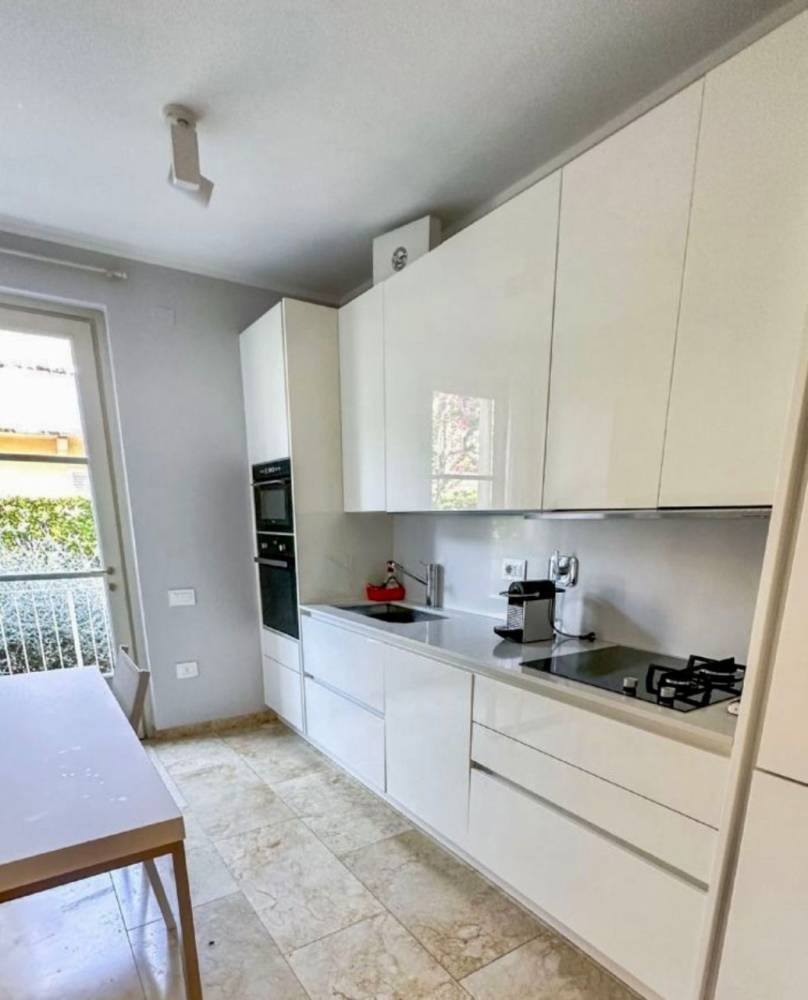 casa indipendente in vendita a Pietrasanta in zona Marina di Pietrasanta