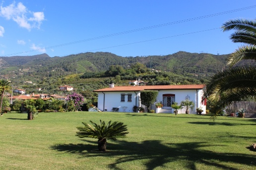 casa indipendente in vendita a Pietrasanta